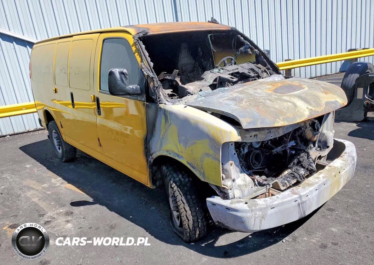 2021 Chevrolet Express 2500 Cargo Delivery Van VIN:1GCWGAFP8M1243376 - 4