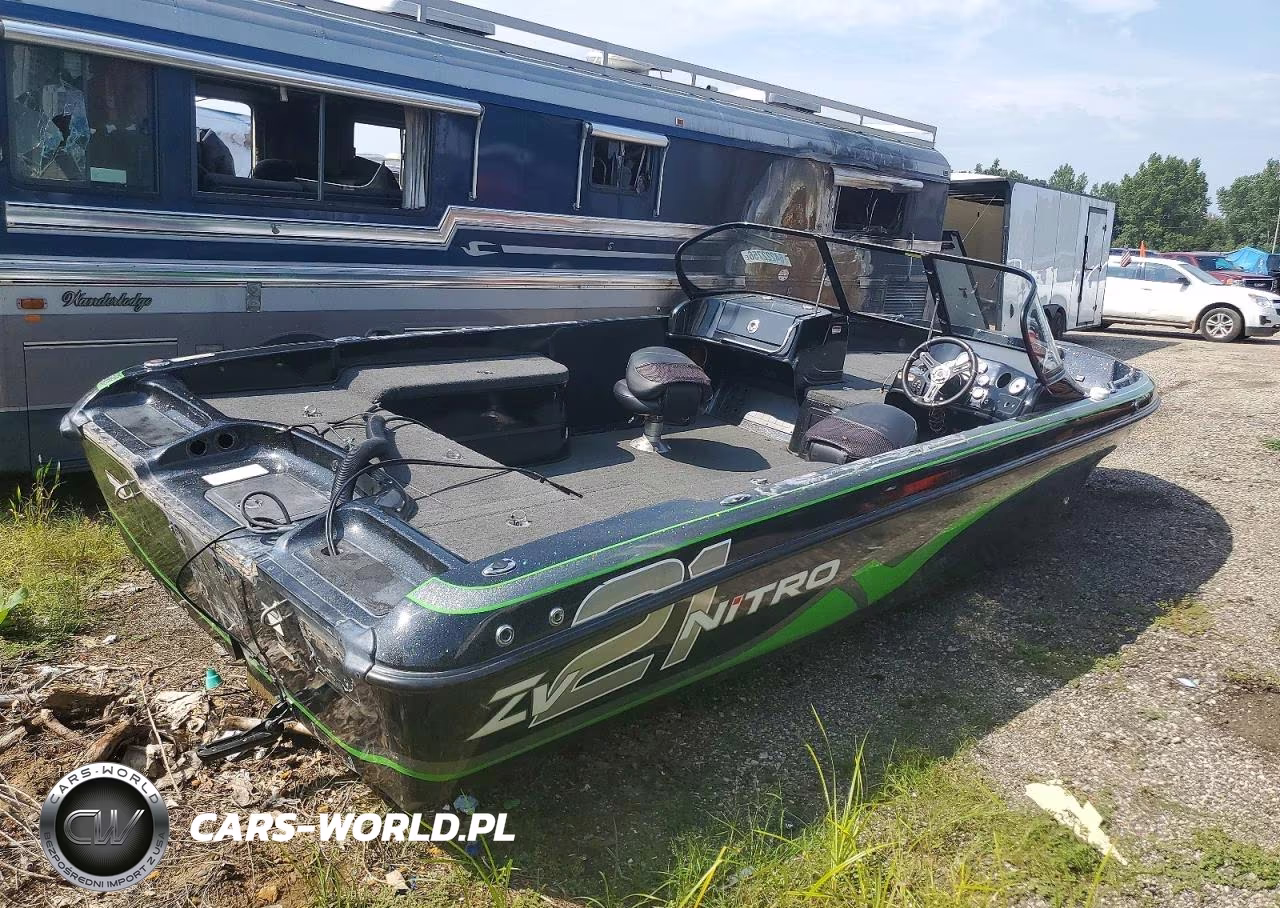 2017 Nitro Zv21 Boat VIN:BUJ81036D717 - 4