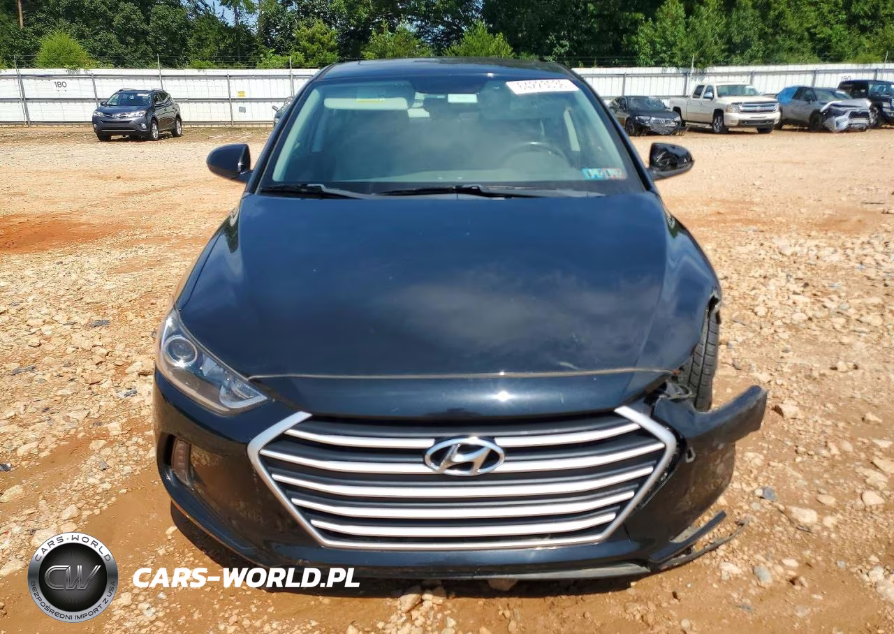 2018 Hyundai Elantra Value Edition VIN:5NPD84LF1JH280808 - 5