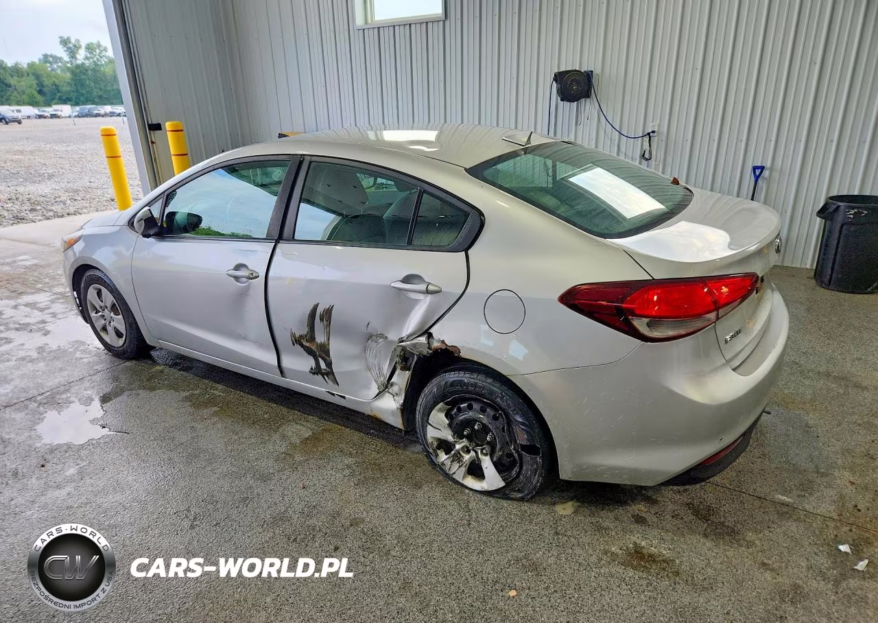 2018 Kia Forte Lx VIN:3KPFK4A71JE277305 - 2