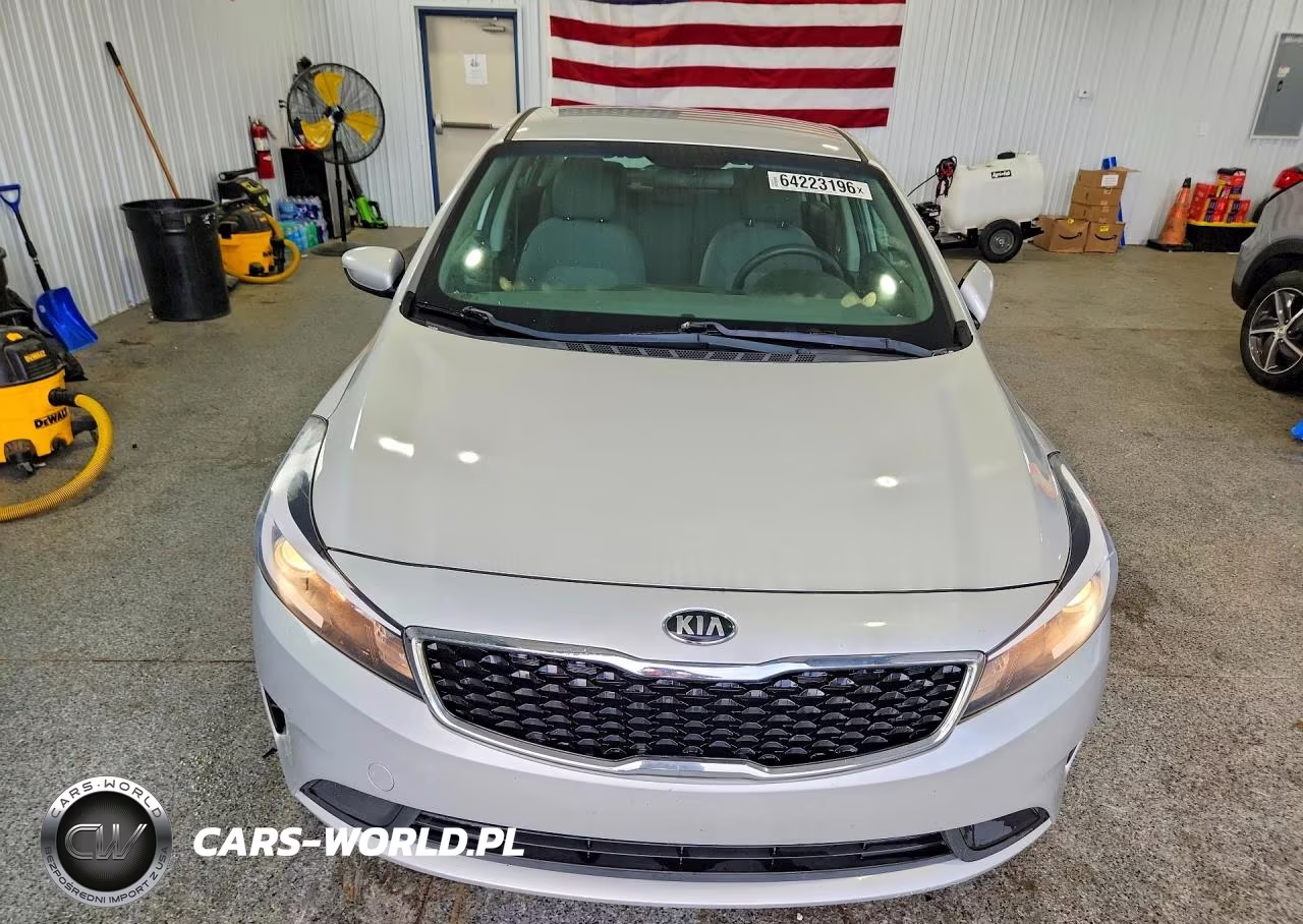 2018 Kia Forte Lx VIN:3KPFK4A71JE277305 - 5