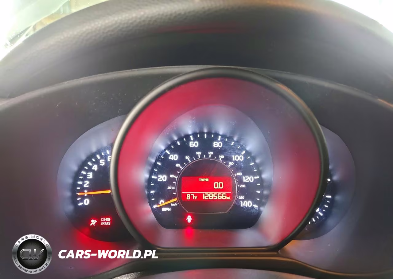 2016 Kia Soul Base VIN:KNDJN2A28G7393216 - 9