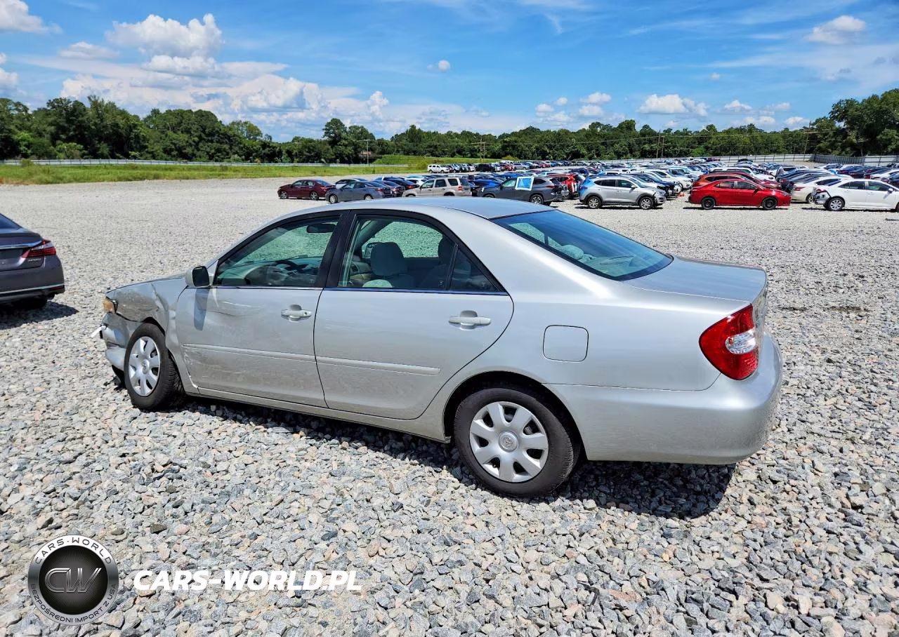 2004 Toyota Camry Le VIN:4T1BE32K84U806253 - 2