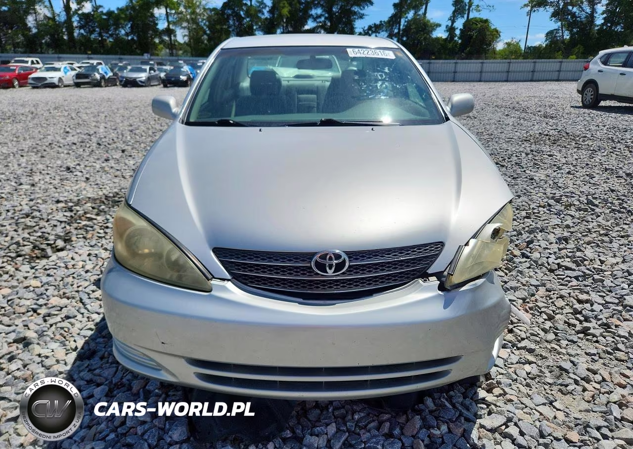 2004 Toyota Camry Le VIN:4T1BE32K84U806253 - 5
