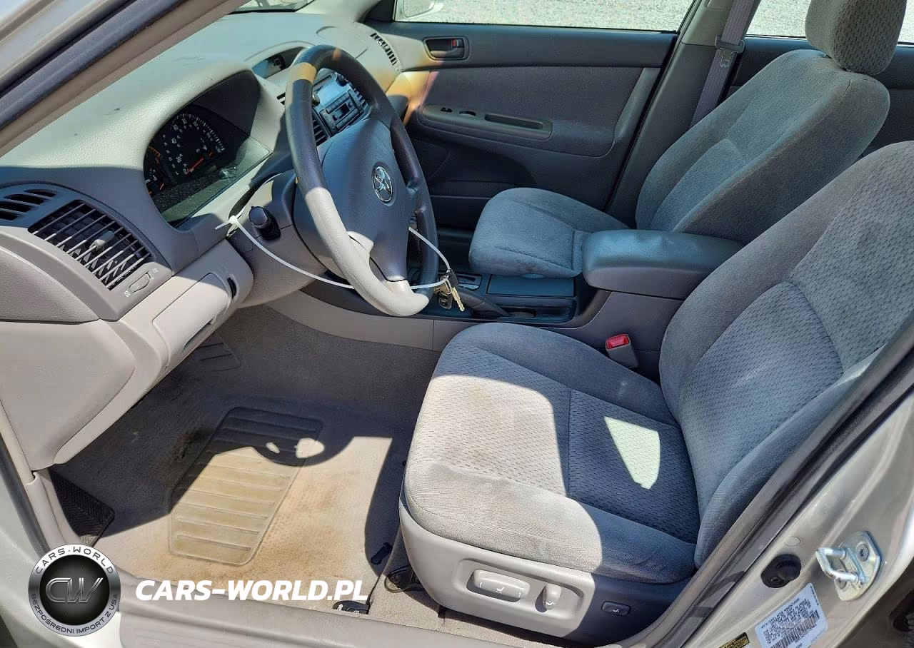 2004 Toyota Camry Le VIN:4T1BE32K84U806253 - 7