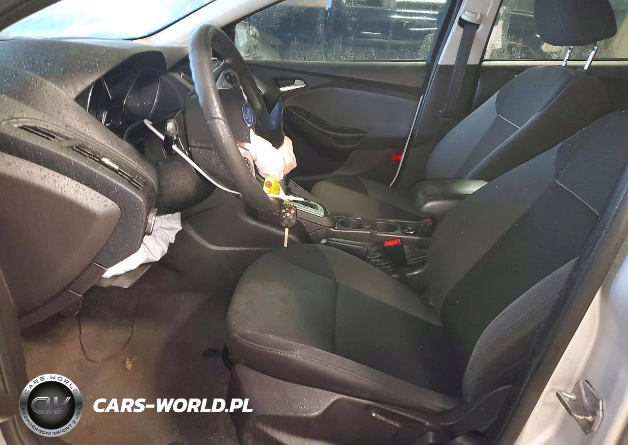 2014 Ford Focus Se VIN:1FADP3F29EL106630 - 7