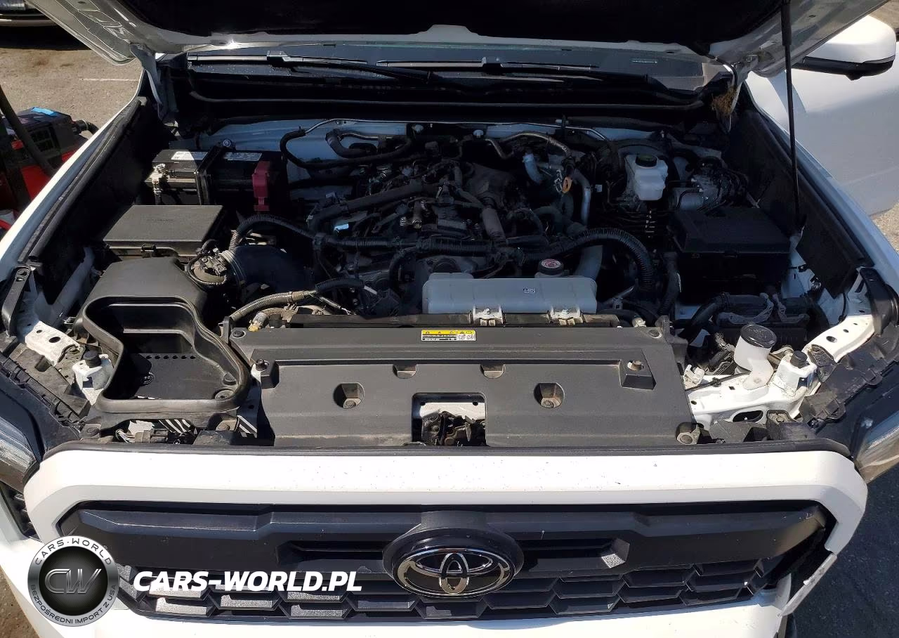 2025 Toyota Tacoma Trd Sport VIN:3TMLB5JN3SM125928 - 11