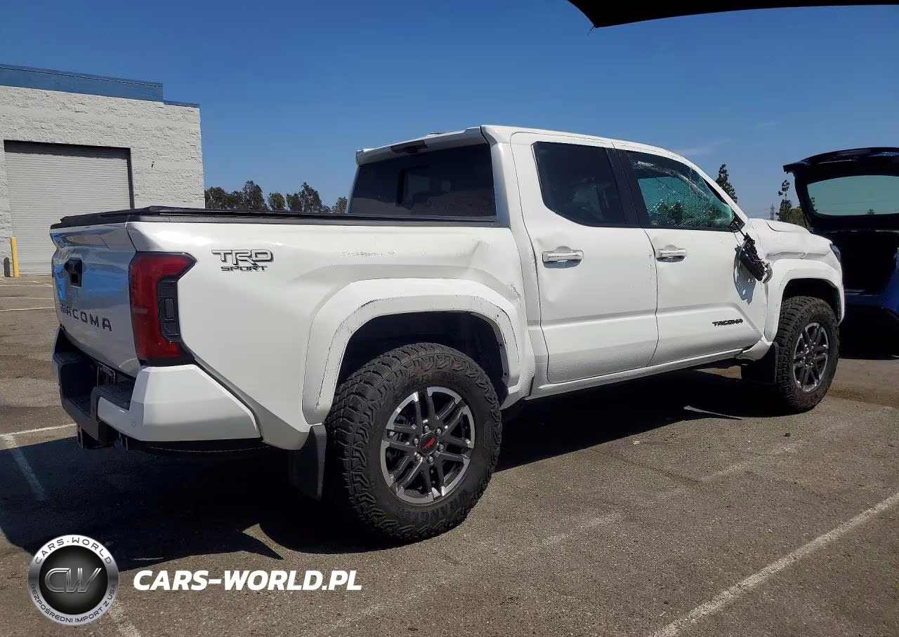 2025 Toyota Tacoma Trd Sport VIN:3TMLB5JN3SM125928 - 3