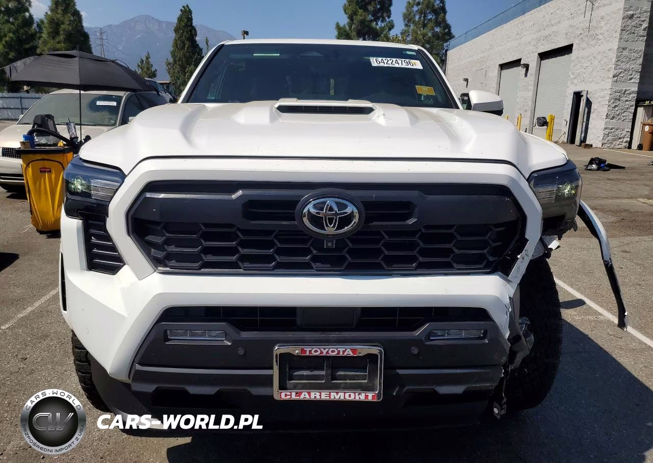 2025 Toyota Tacoma Trd Sport VIN:3TMLB5JN3SM125928 - 5