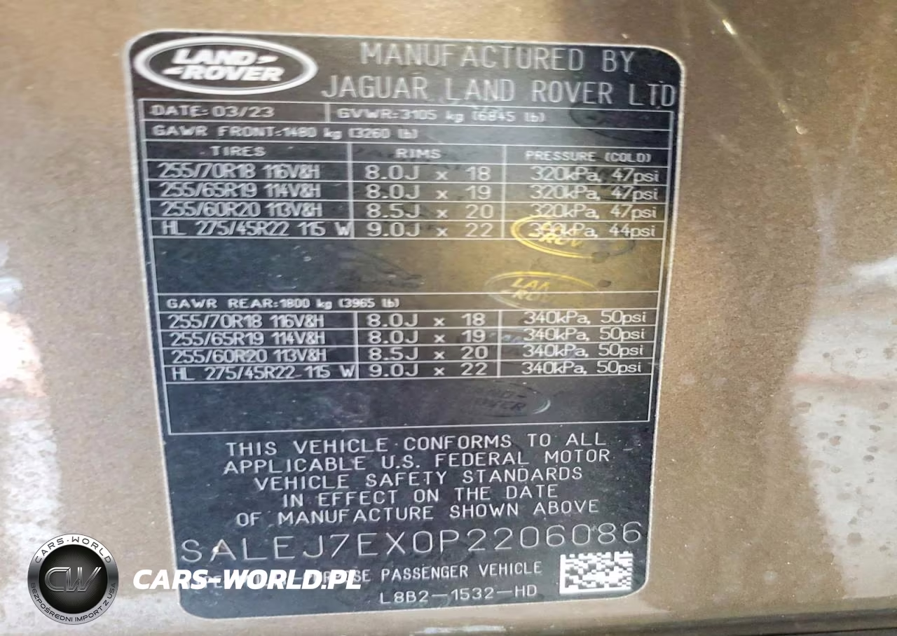 2023 Land Rover Defender 110 S VIN:SALEJ7EX0P2206086 - 13