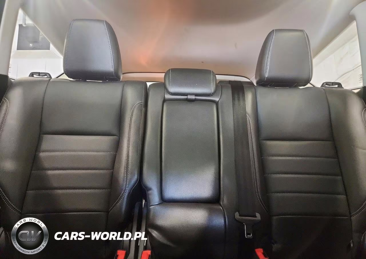 2016 Ford Escape Titanium VIN:1FMCU9J99GUA01455 - 10