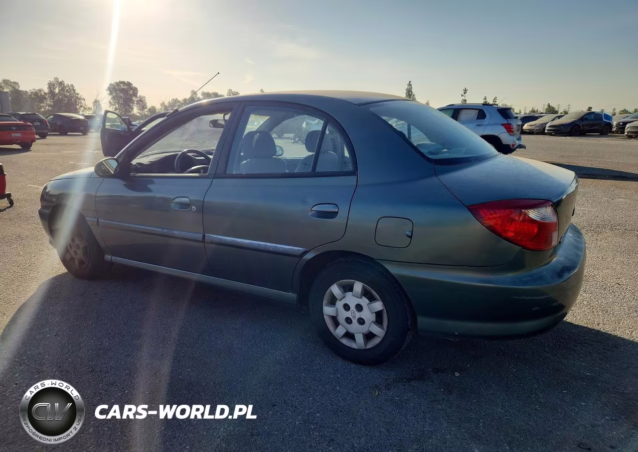 2001 Kia Rio Base VIN:KNADC123316038887 - 2