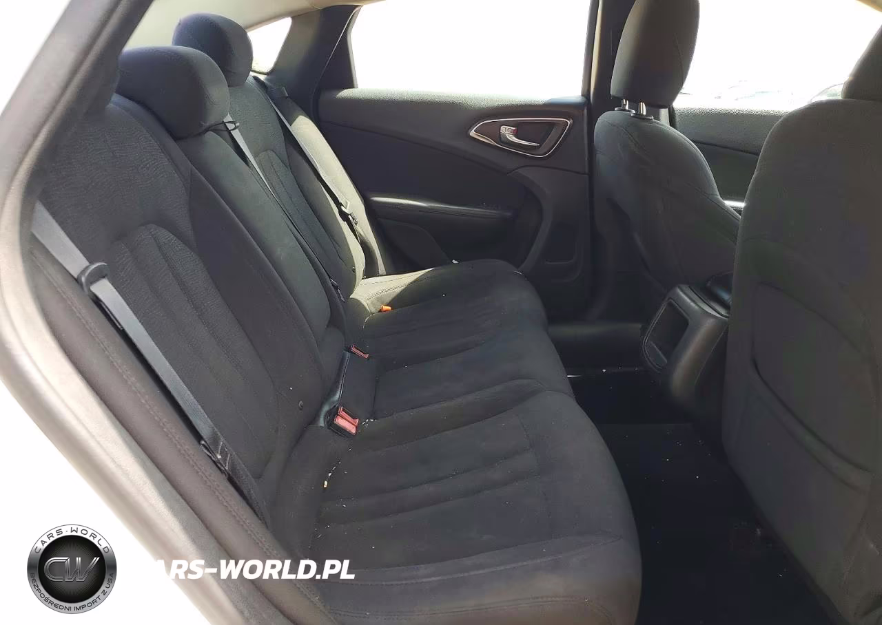 2015 Chrysler 200 Limited VIN:1C3CCCAB7FN603873 - 10