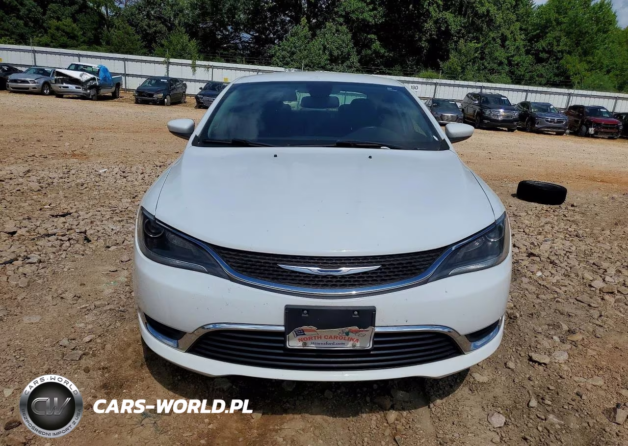 2015 Chrysler 200 Limited VIN:1C3CCCAB7FN603873 - 5