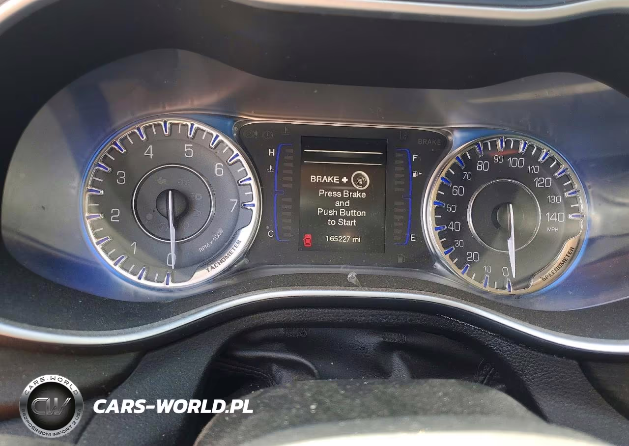 2015 Chrysler 200 Limited VIN:1C3CCCAB7FN603873 - 9