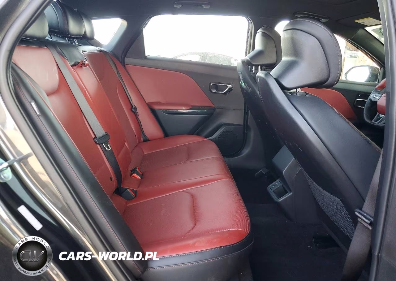 2026 Kia K4 Gt Line VIN:3KPFW4DE0TE268161 - 10