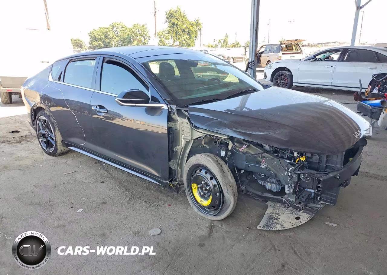 2026 Kia K4 Gt Line VIN:3KPFW4DE0TE268161 - 4