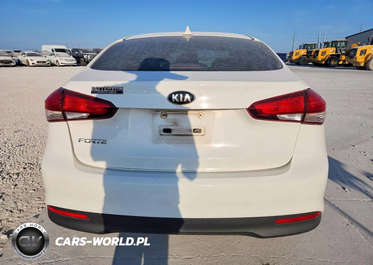 2017 Kia Forte Lx VIN:3KPFK4A79HE156693 - 6