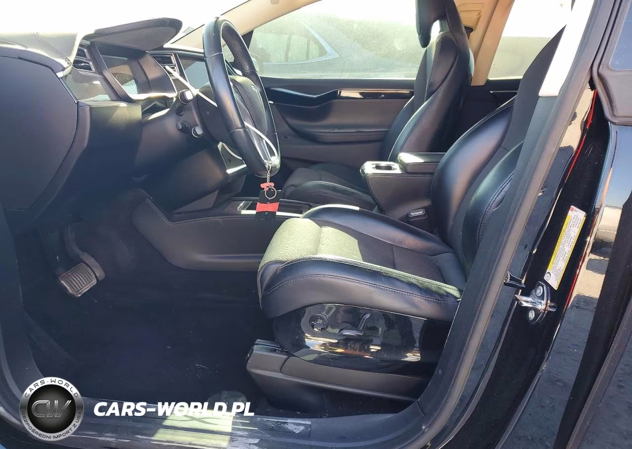 2016 Tesla Model X VIN:5YJXCDE21GF026707 - 7
