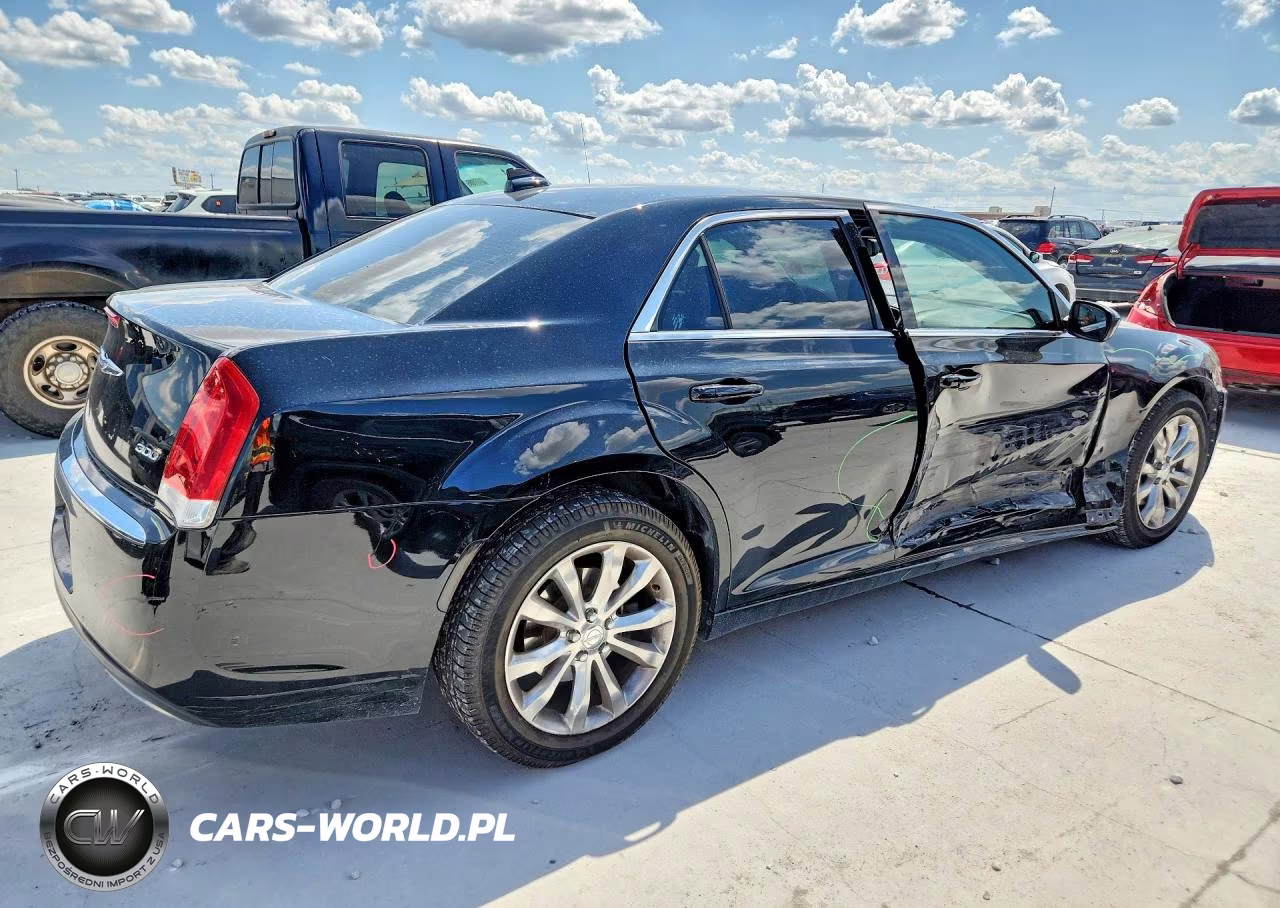 2015 Chrysler 300 Limited VIN:2C3CCARG3FH876399 - 3