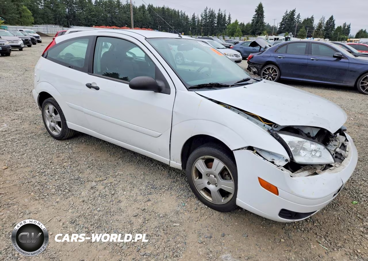 2007 Ford Focus Zx3 VIN:1FAHP31N67W277856 - 4