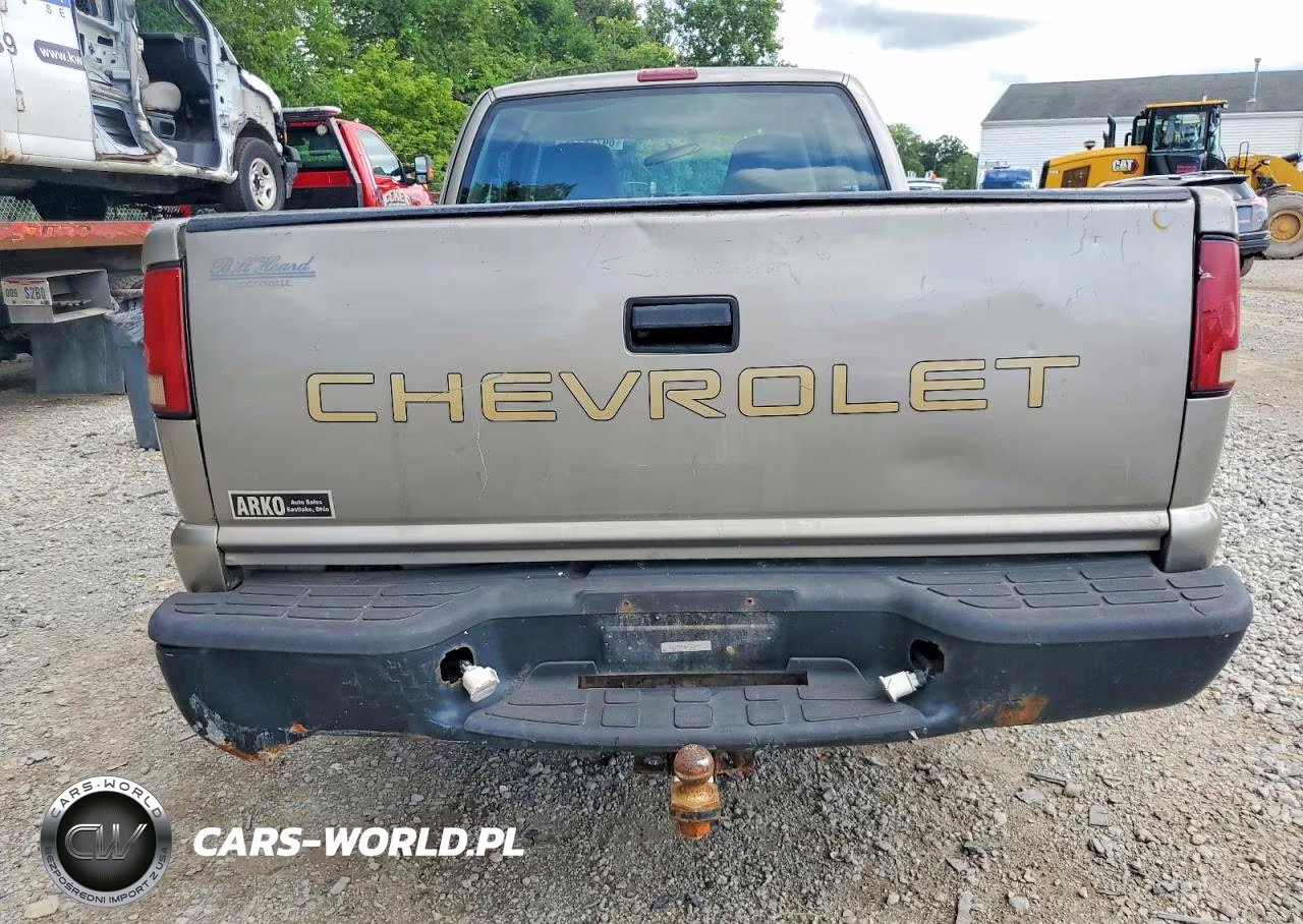 2001 Chevrolet S Truck S10 VIN:1GCCS195X18121472 - 10