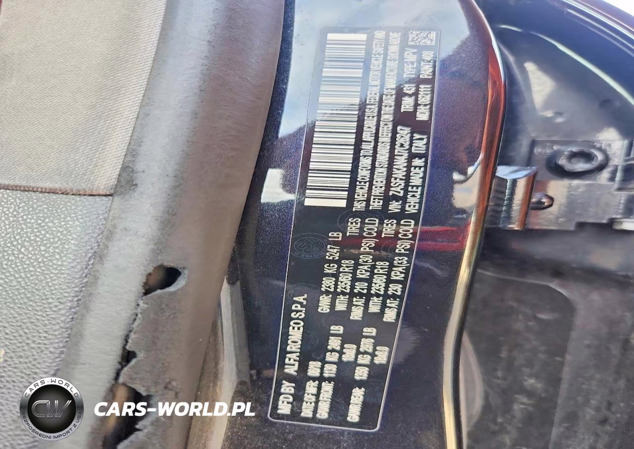 2018 Alfa Romeo Stelvio VIN:ZASFAKAN4J7C26247 - 14