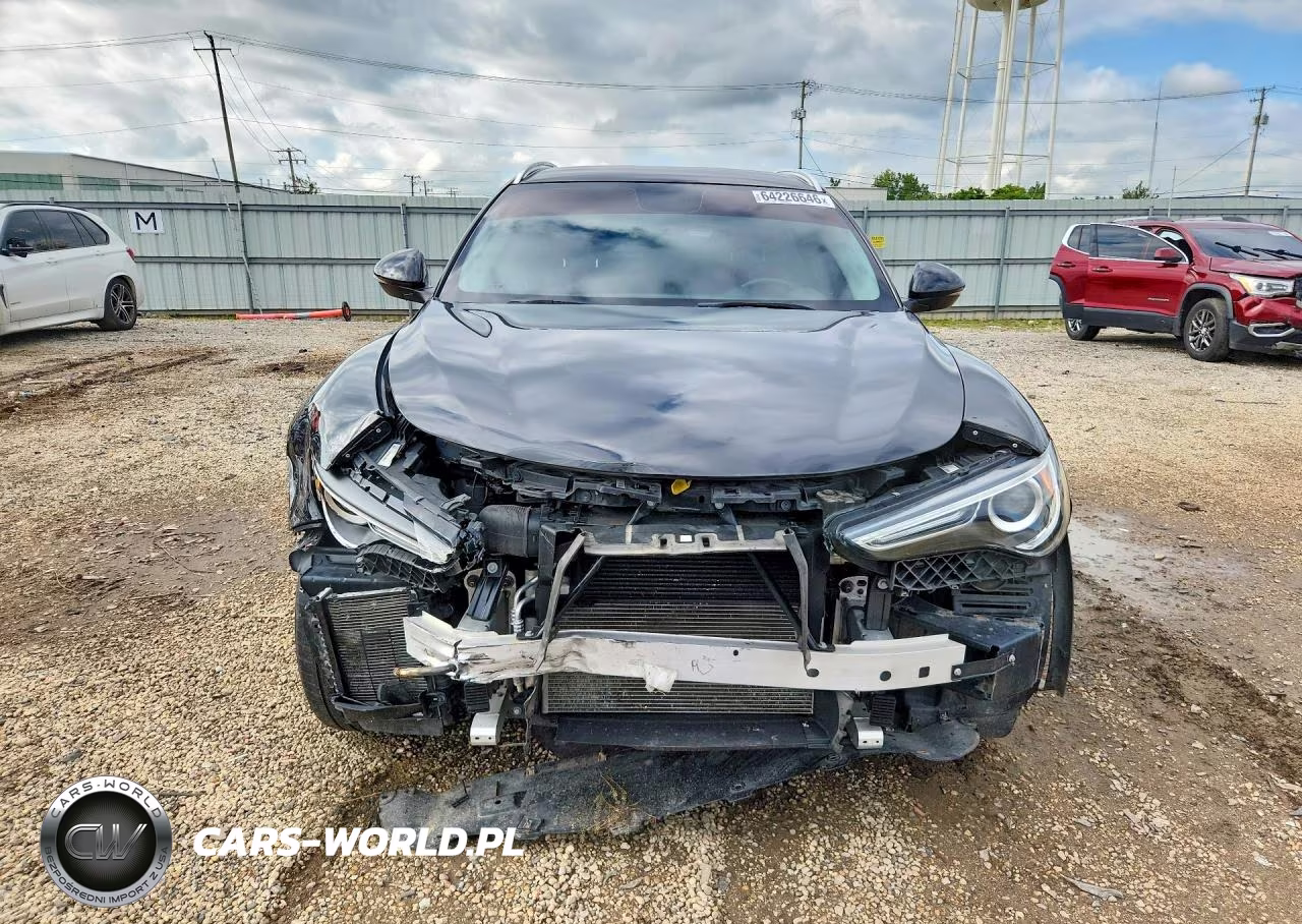 2018 Alfa Romeo Stelvio VIN:ZASFAKAN4J7C26247 - 5