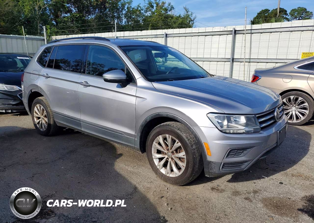 2019 Volkswagen Tiguan S VIN:3VV1B7AXXKM113507 - 4