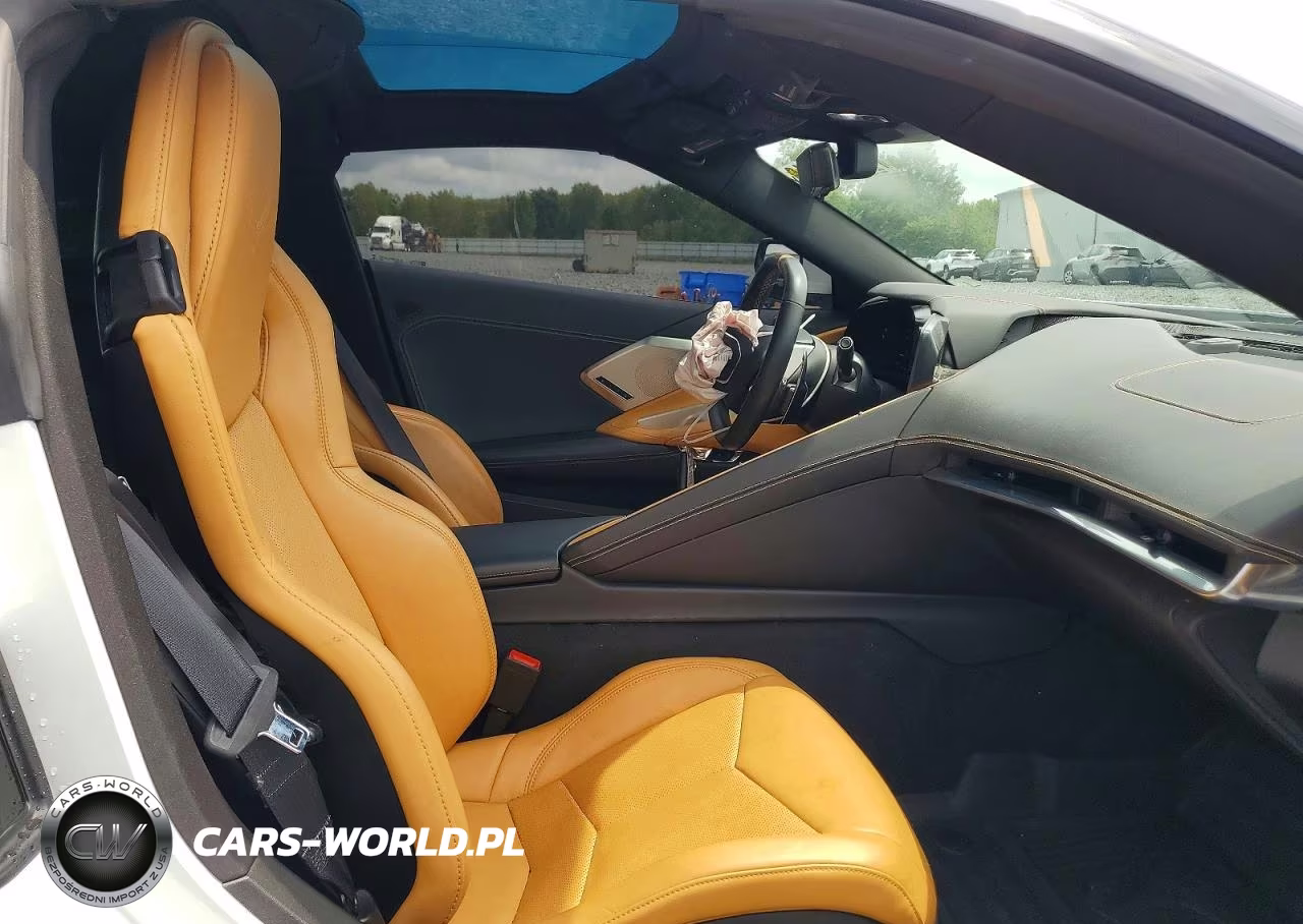 2021 Chevrolet Corvette Stingray 2Lt VIN:1G1YB2D49M5117101 - 10