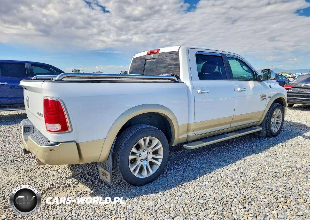2016 Ram 1500 Longhorn VIN:1C6RR7PT1GS204768 - 3