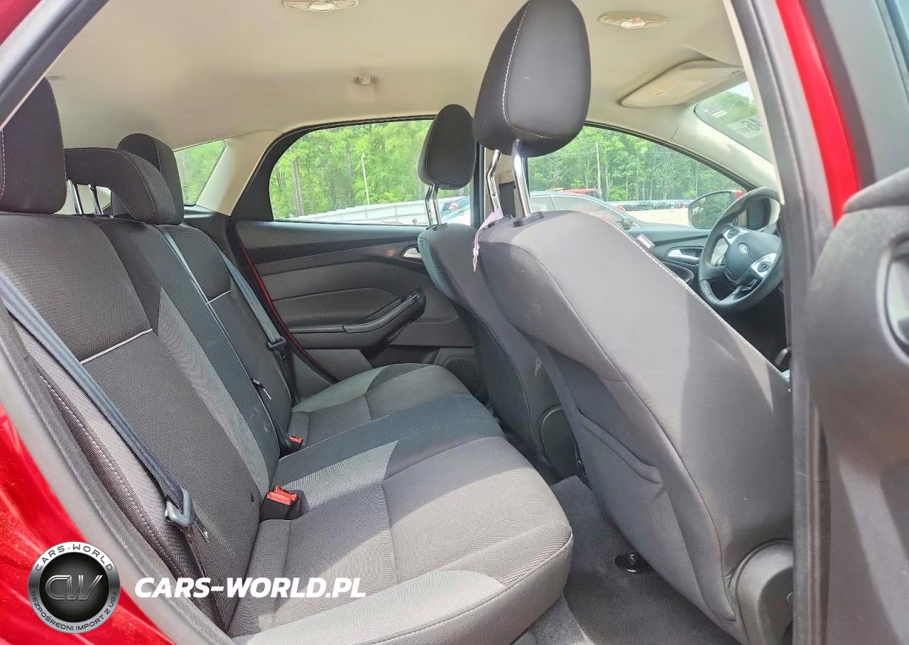 2012 Ford Focus Se VIN:1FAHP3K2XCL132125 - 10