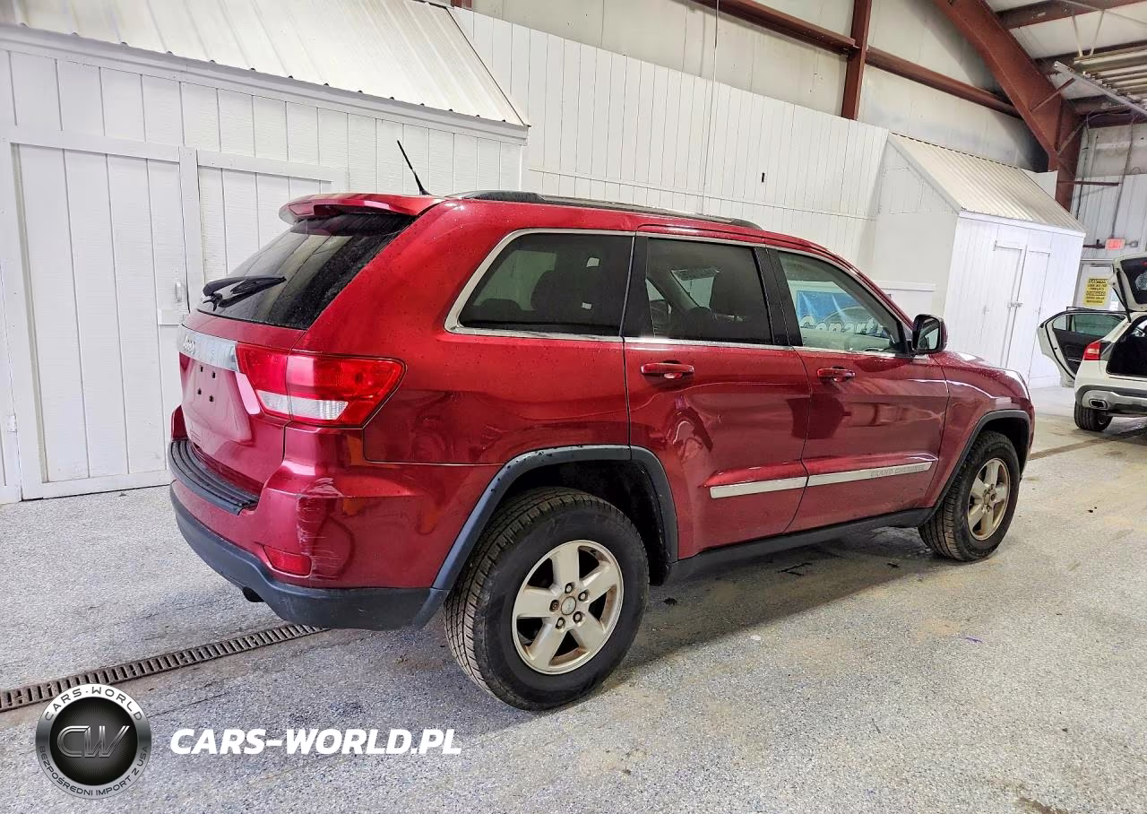 2013 Jeep Grand Cherokee Laredo VIN:1C4RJFAG7DC544065 - 3