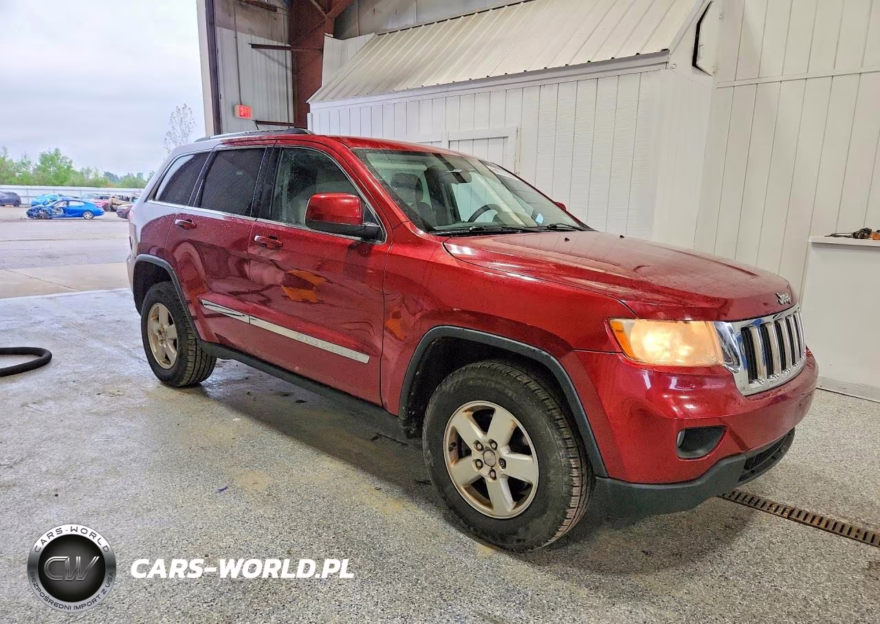2013 Jeep Grand Cherokee Laredo VIN:1C4RJFAG7DC544065 - 4