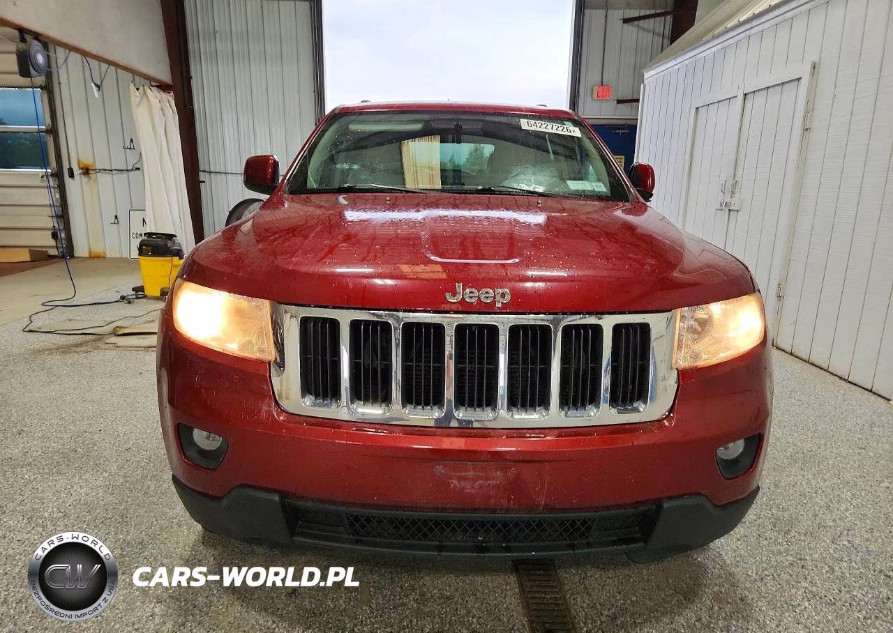 2013 Jeep Grand Cherokee Laredo VIN:1C4RJFAG7DC544065 - 5