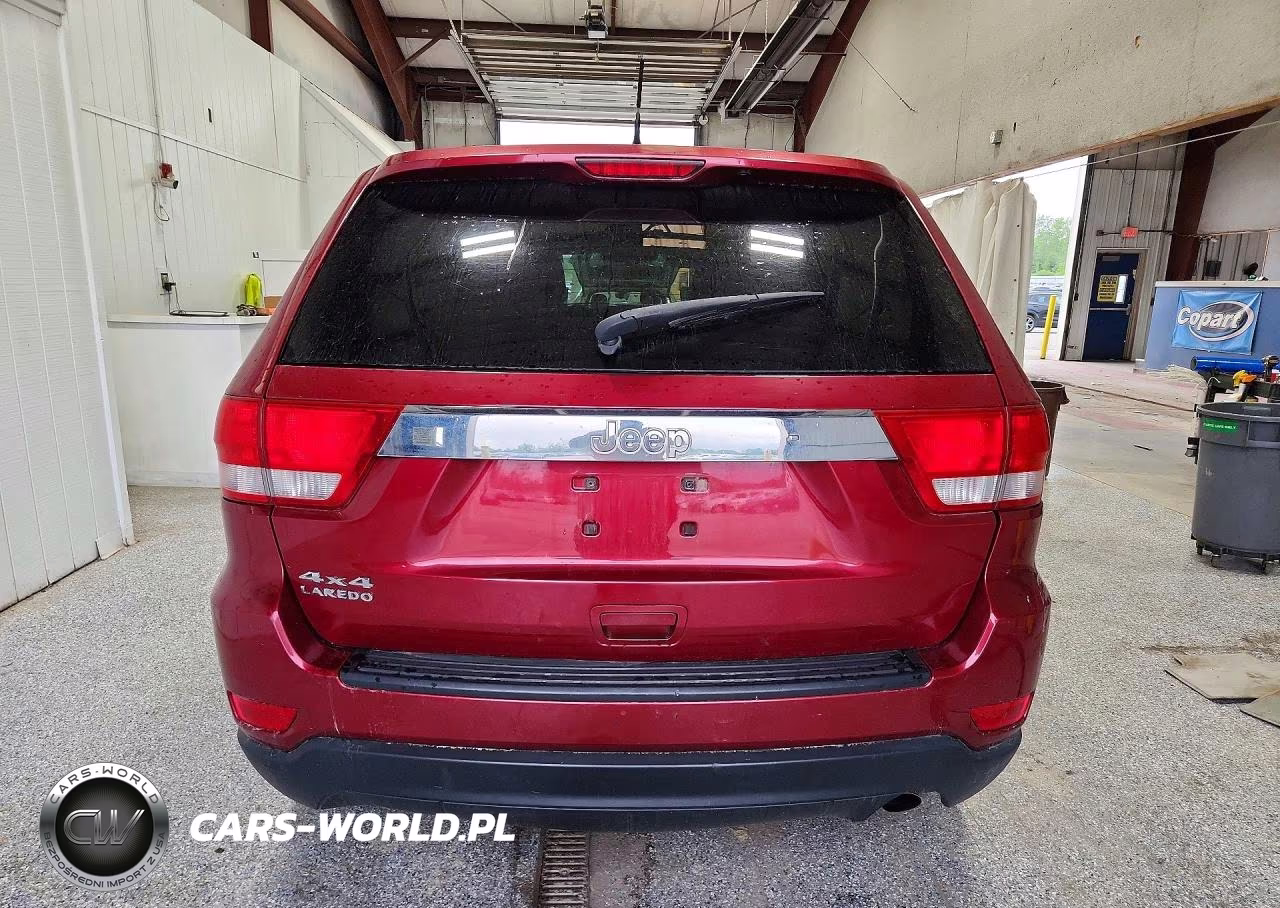2013 Jeep Grand Cherokee Laredo VIN:1C4RJFAG7DC544065 - 6