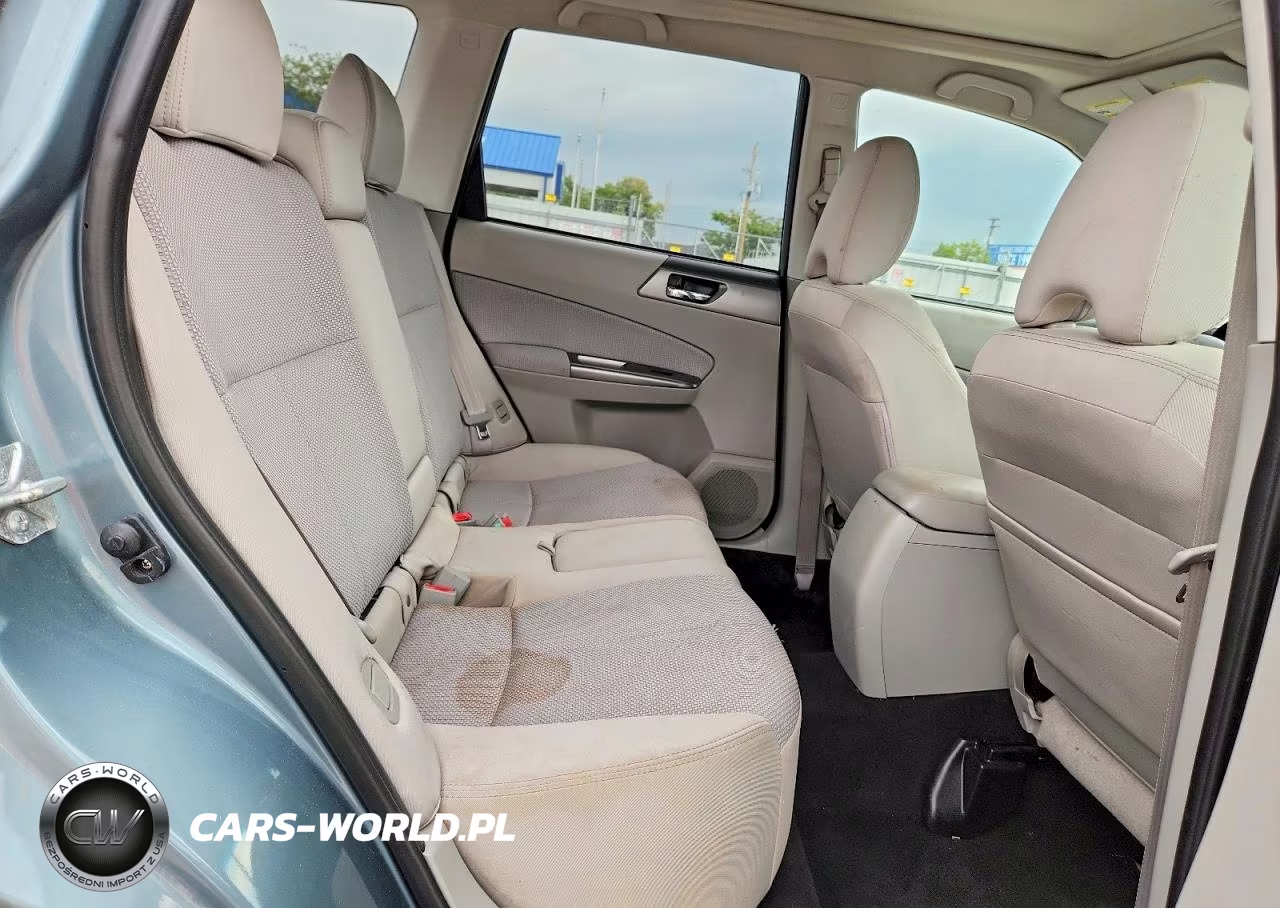 2011 Subaru Forester 2.5X Premium VIN:JF2SHBDC2BH732640 - 10