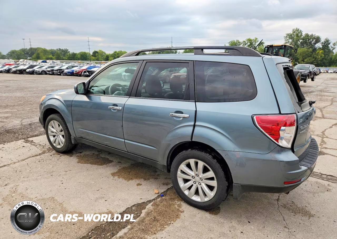 2011 Subaru Forester 2.5X Premium VIN:JF2SHBDC2BH732640 - 2