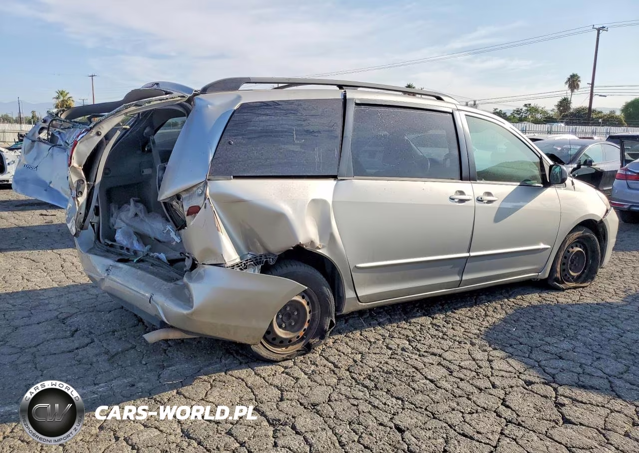 2005 Toyota Sienna Le 7 Passenger VIN:5TDZA23C25S362373 - 3