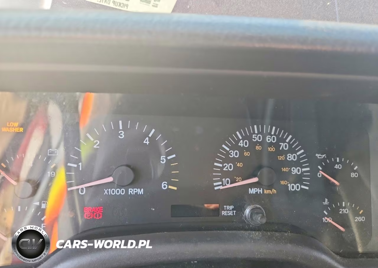 2001 Jeep Cherokee Classic VIN:1J4FF58S51L563342 - 9