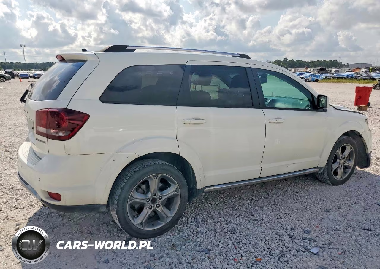 2017 Dodge Journey Crossroad VIN:3C4PDCGB5HT621471 - 3