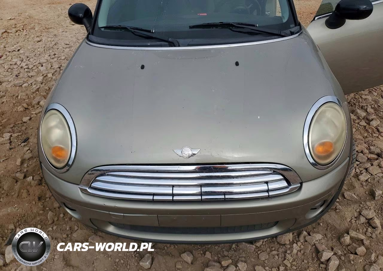 2010 Mini Cooper VIN:WMWMF3C51ATZ64807 - 11