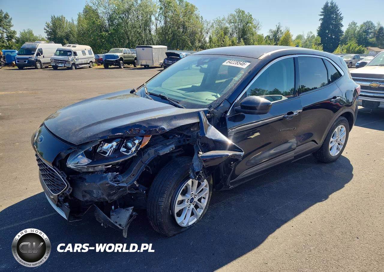 2020 Ford Escape Se