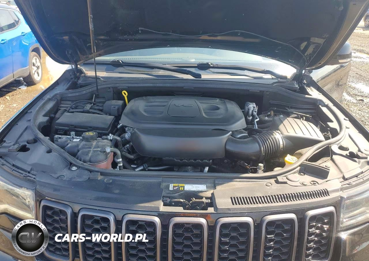 2019 Jeep Grand Cherokee Overland VIN:1C4RJFCG8KC810090 - 12