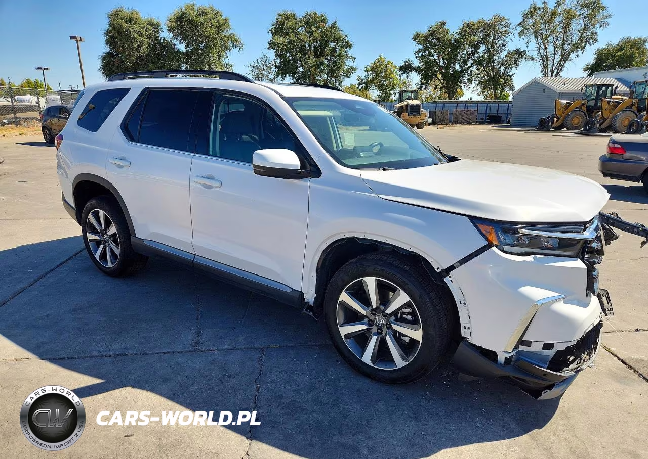 2023 Honda Pilot Touring VIN:5FNYG1H78PB054244 - 4