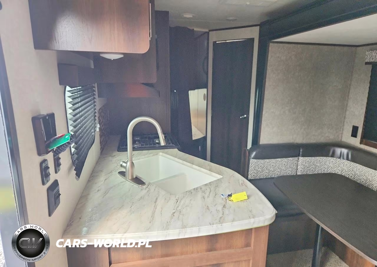 2019 Jayco Jay Flight Slx Camper VIN:1UJBJ0BN4K17R0303 - 6