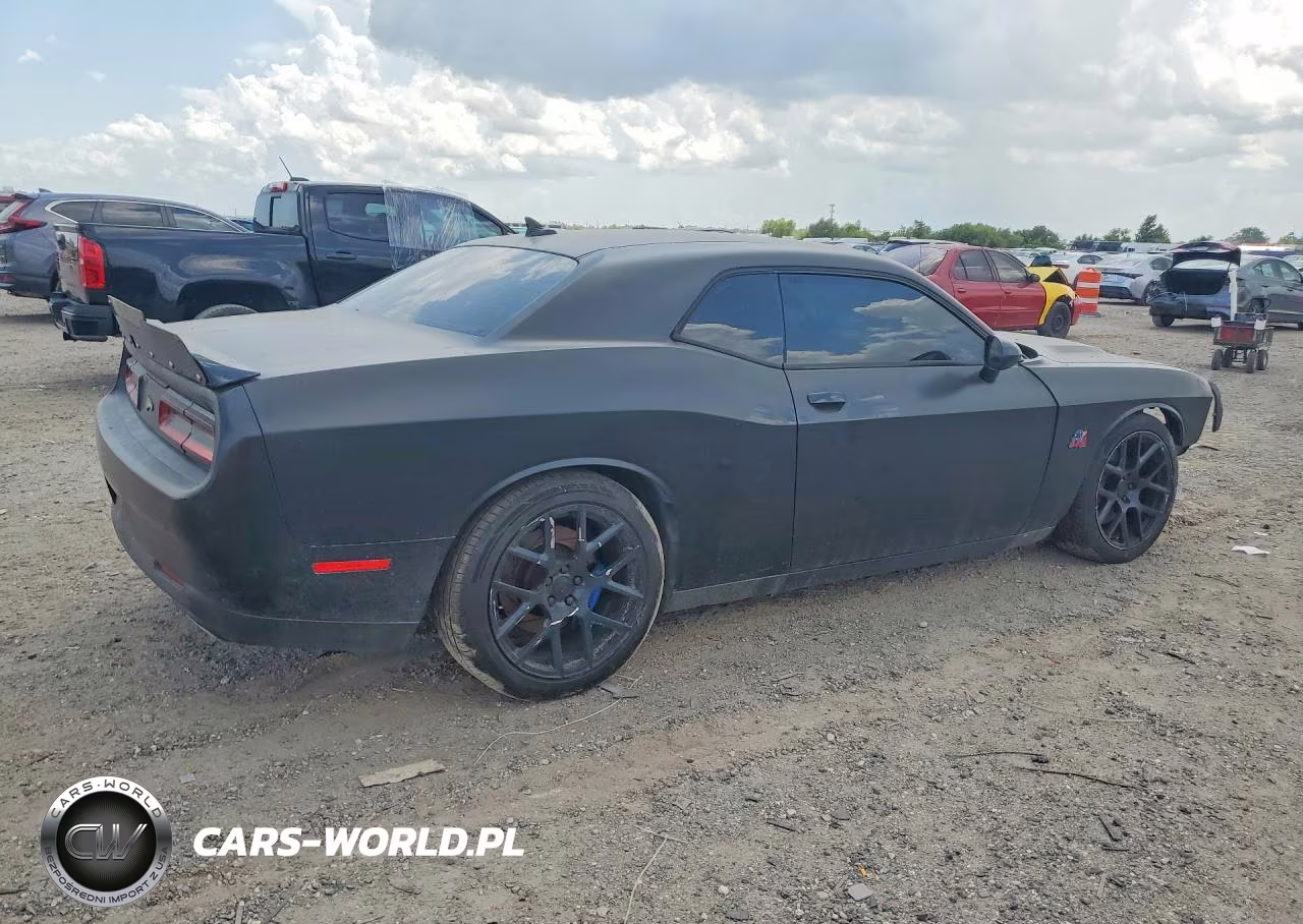 2016 Dodge Challenger R-T Scat Pack VIN:2C3CDZFJ6GH240511 - 3