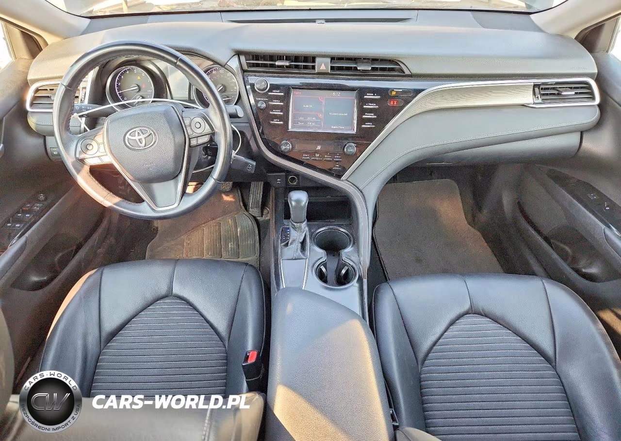 2018 Toyota Camry Se VIN:4T1B11HK9JU084570 - 8