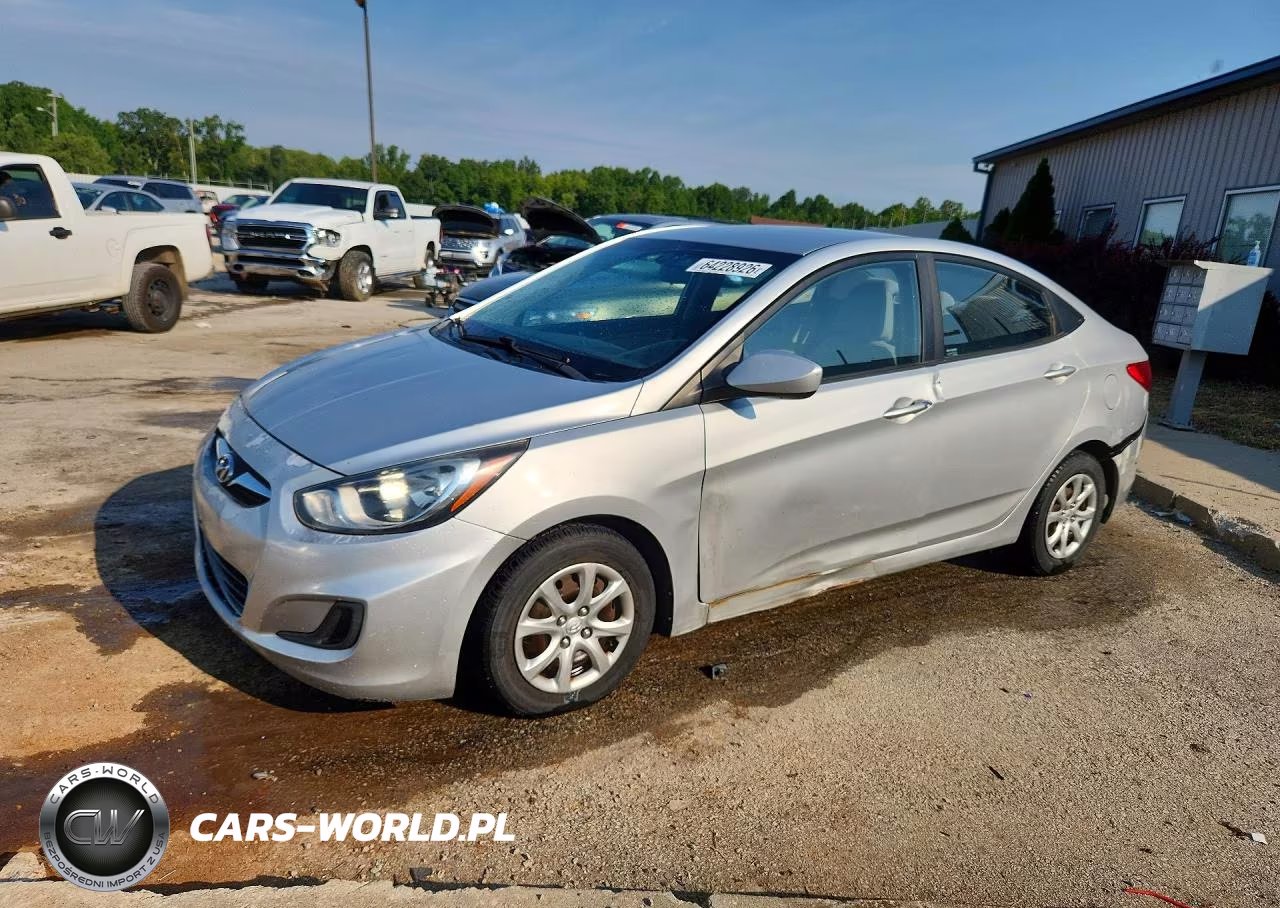 2013 Hyundai Accent Gls VIN:KMHCT4AE7DU556208 - 1