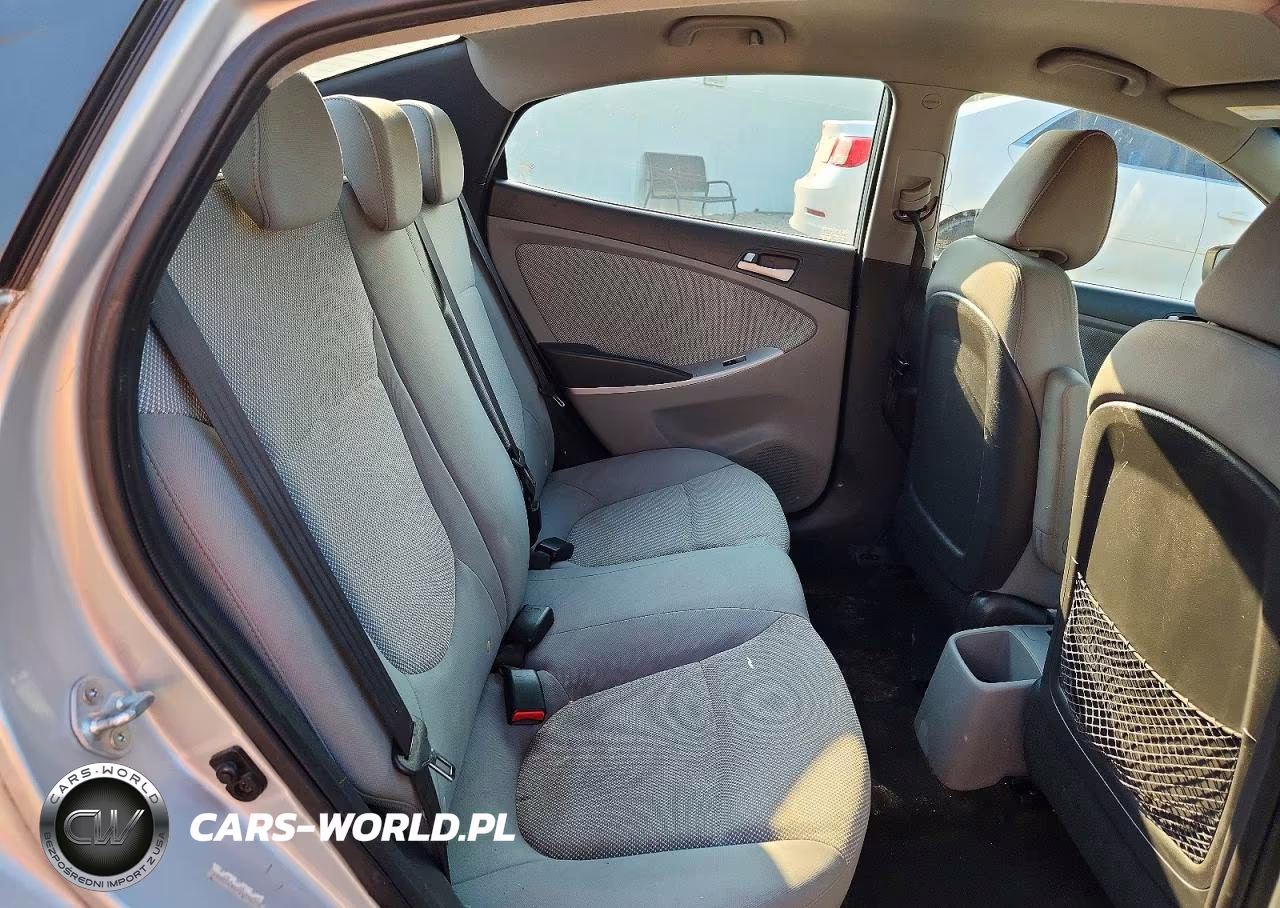2013 Hyundai Accent Gls VIN:KMHCT4AE7DU556208 - 10